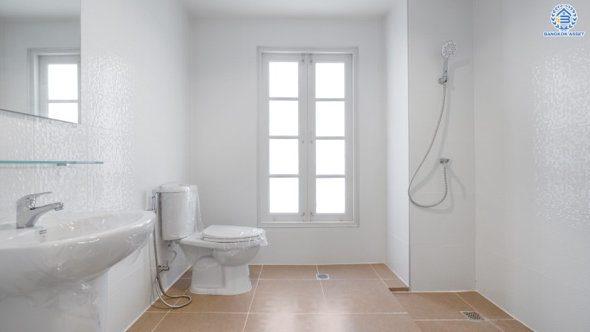 บ้านมือสองตกแต่งใหม่ ม.เศรณี สรงประภา-ดอนเมือง บนเนื้อที่ 30.3 ตร.ว. ฟังก์ชัน 4 ห้องนอน 3 ห้องน้ำ 1 ที่จอดรถ ทาวน์เฮ้าส์ส่วนตัว หลังบ้านไม่ติดใคร ราคาคุ้มสุดในย่านนี้! ใกล้สนามบินดอนเมือง, ทางด่วน "ศรีสมาน" และรถไฟฟ้าสายสีแดง "สถานีดอนเมือง"